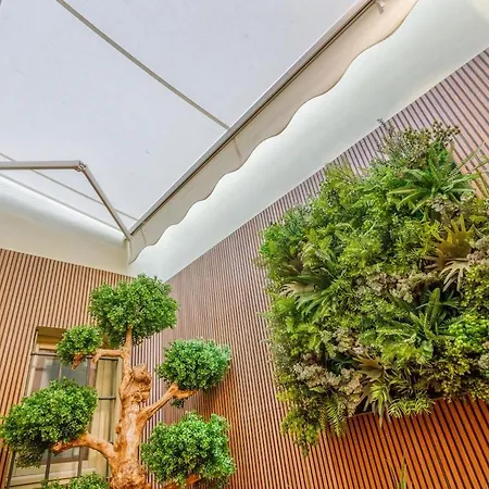 Inner Garden Retreat Near Ghirlandina Modena