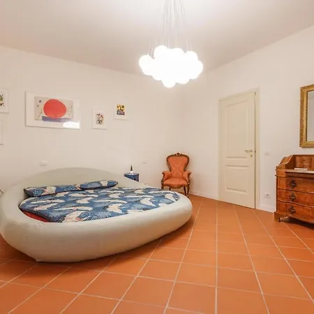 Inner Garden Retreat Near Ghirlandina Lejlighed Modena